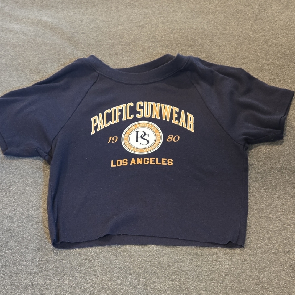 Pacific Sunwear Navy and Gold Graphic Tee
